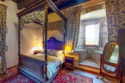 Guest rooms at Château d'Avully