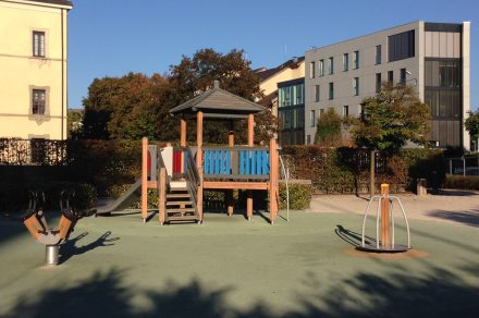 Square Indochine playground
