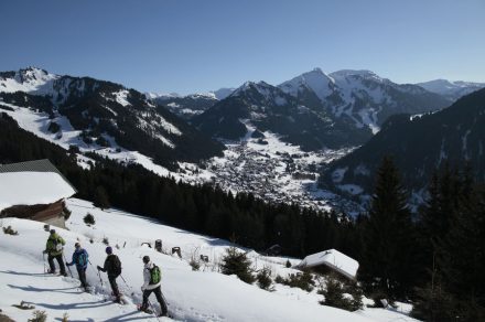 Snowshoeing circuits in the Abondance Valley