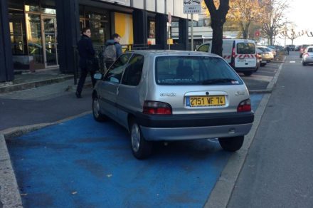 Parking PMR Rue Vallon