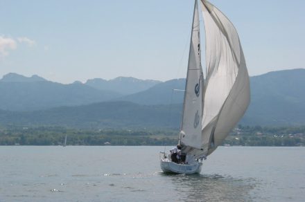 Sailing trip on the Lac Léman with a skipper