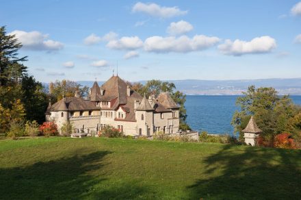 Montjoux Castle
